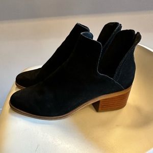 Steve Madden booties